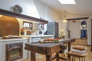 Villa, 3 Schlafzimmer | Eigene Küche | Großer Kühlschrank, Mikrowelle, Ofen, Herdplatte