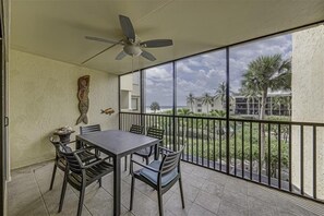 獨棟房屋, 2 間臥室 | 陽台