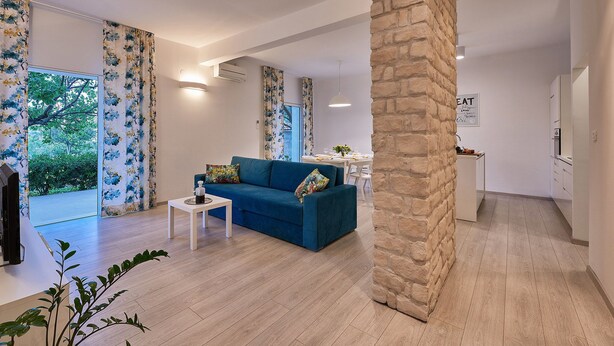 Family House, Multiple Beds, Garden View | Living area