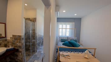 Basic Room, City View | In-room safe, desk, blackout curtains, free WiFi