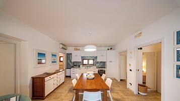 Villa, 3 Bedrooms | Living area | 32-inch TV with digital channels