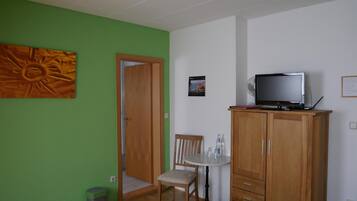 Desk, free WiFi, bed sheets
