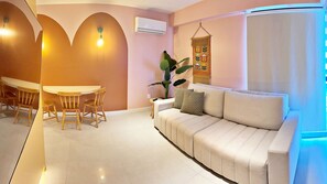 Apartment (309) | Living area