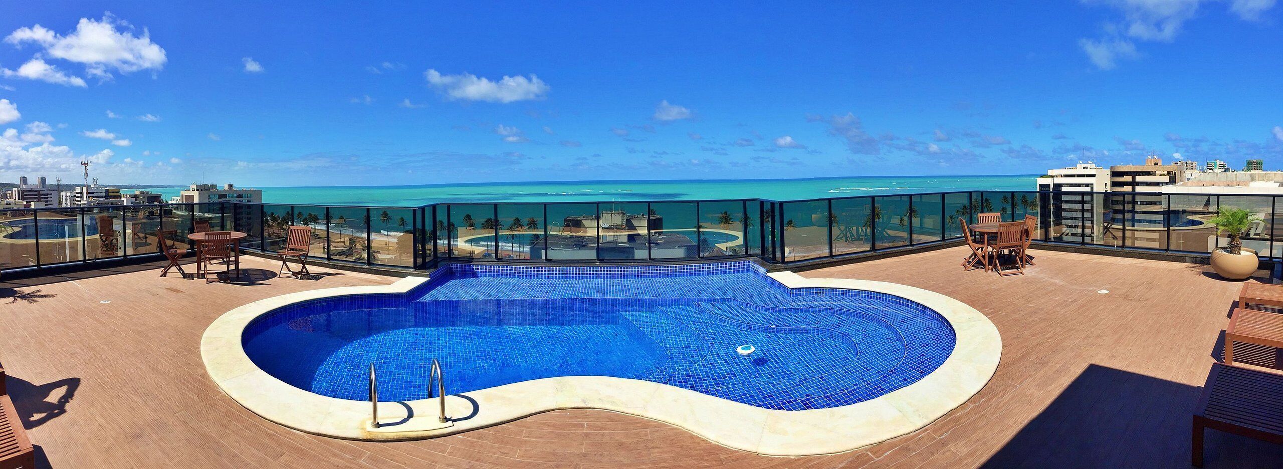 Piscina externa