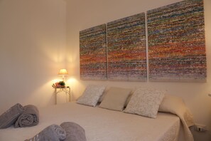 Apartment, 2 Bedrooms | 2 bedrooms, iron/ironing board, cots/infant beds, free WiFi - TD Casette Pricci - Casetta Peperoncino (Castellana Grotte)