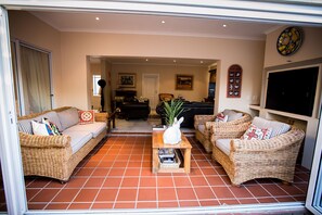 Smart TV y reproductor de DVD 