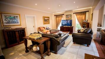 Smart TV, DVD player