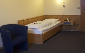 ห้องซิงเกิล, เตียงเด  ี่ยว 1 เตียง | โต๊ะทำงาน, Wi-Fi ฟรี