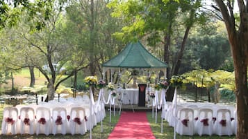 Tempat pernikahan outdoor