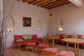 Comfort villa, 2 slaapkamers, niet-roken | Woonruimte