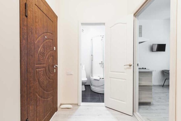 Appartement Luxe, balcon | Équipements de la chambre