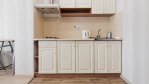Apartment, 1 Doppelbett | Eigene Küche | Großer Kühlschrank, Herdplatte, Wasserkocher