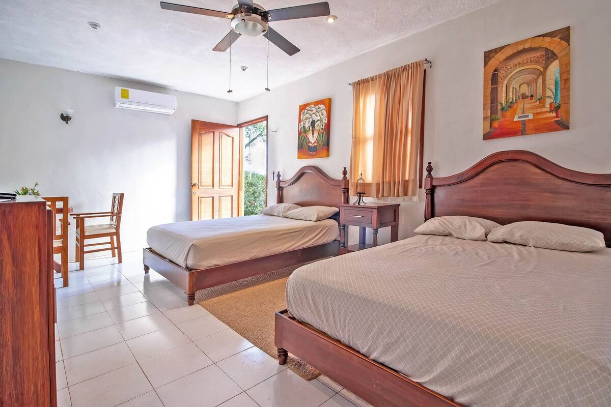 1 habitación, cubrecamas y decoración personalizada