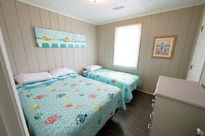 4 chambres, fer et planche à repasser, accès au Wi-Fi (inclus)