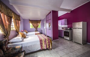 7 habitaciones y caja de seguridad en la habitación 