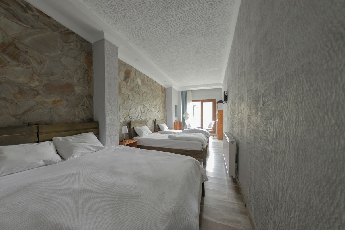 Family Quadruple Room, River View | 1 bedroom, soundproofing, free WiFi, bed sheets