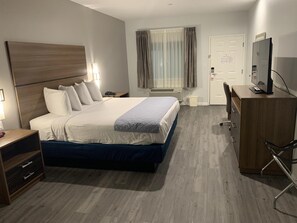 Sengetøy av topp kvalitet, dundyner, memory foam-senger og skrivebord