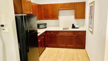 Fridge, microwave