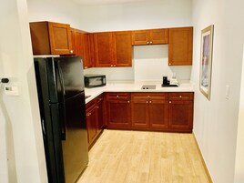 Refrigerador, microondas