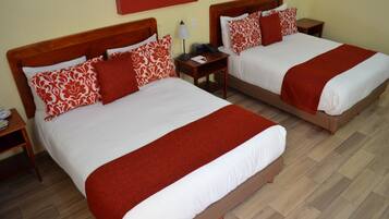 Habitacion Doble Junior | Laptop workspace, blackout drapes, iron/ironing board, free WiFi