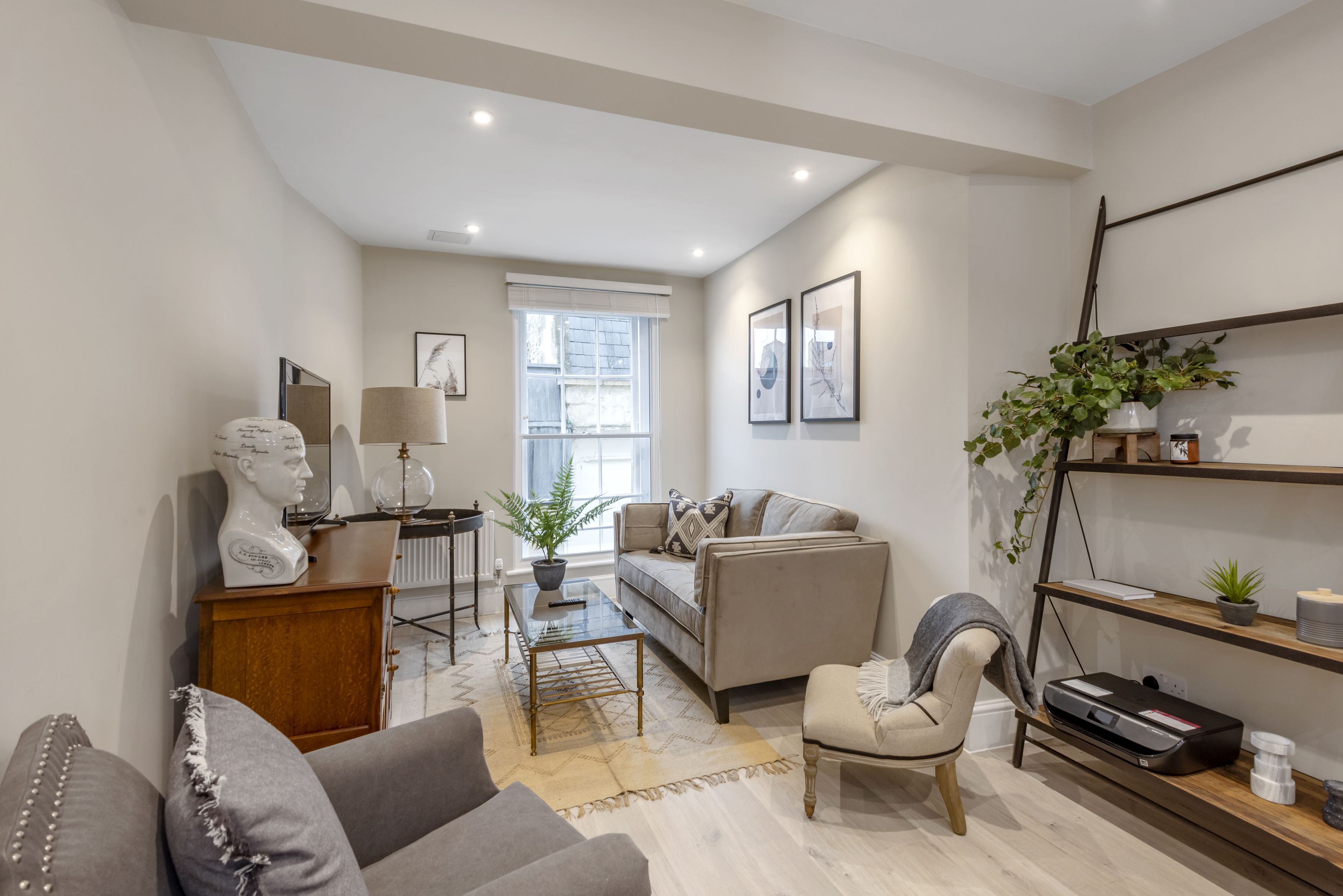 Superior Stays Luxury Apartments Bath City Centre, Bath Info, Photos