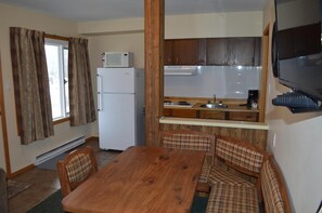 Electric kettle - Motel Tyrol (Radium Hot Springs)