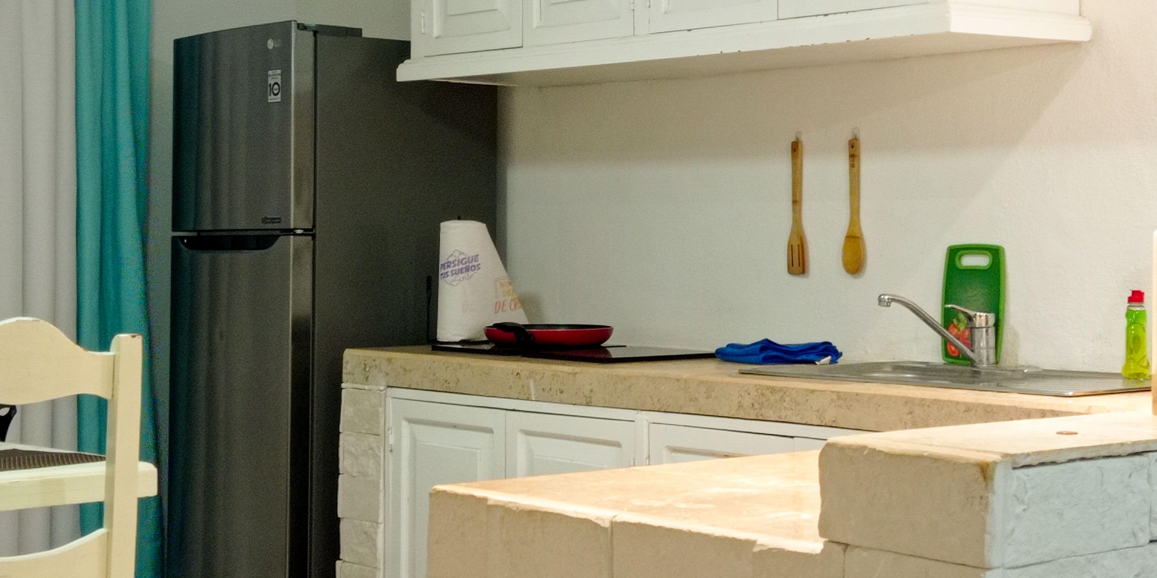 冰箱、微波炉、炉灶、茶具/咖啡用具