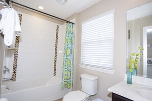Villa, 5 Bedrooms | Bathroom