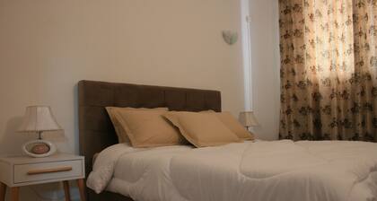 Hyatt Stones
