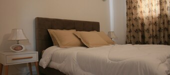 Hyatt Stones