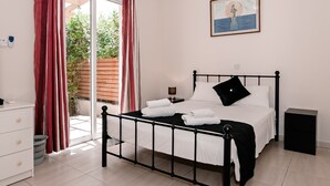 Apartment, Ground Floor (4) | In-room safe, iron/ironing board, free cots/infant beds, free WiFi