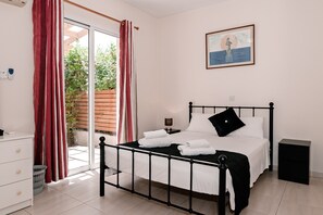 Apartment, Erdgeschoss (4) | Zimmersafe, Bügeleisen/Bügelbrett, kostenlose Babybetten