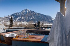 Indoor pool - Eleven Scarp Ridge Lodge (Crested Butte)