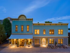 Fachada de la propiedad