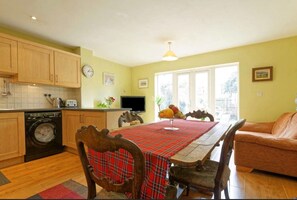 Shared fridge, microwave, oven, coffee/tea maker - Lynbrook  Guests House (London)