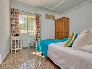 7 habitaciones, cuna de viaje y wifi gratis 