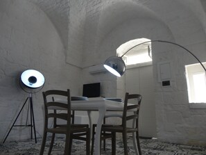 Dining - Urban House in Ostuni Puglia (Ostuni)