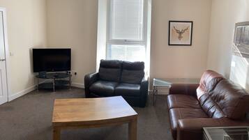 Smart TV, DVD player, video library