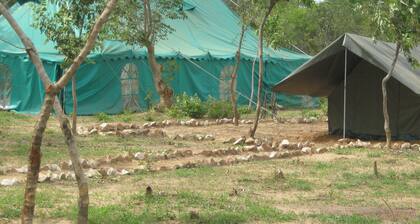 Nahubwe Safari Lodge