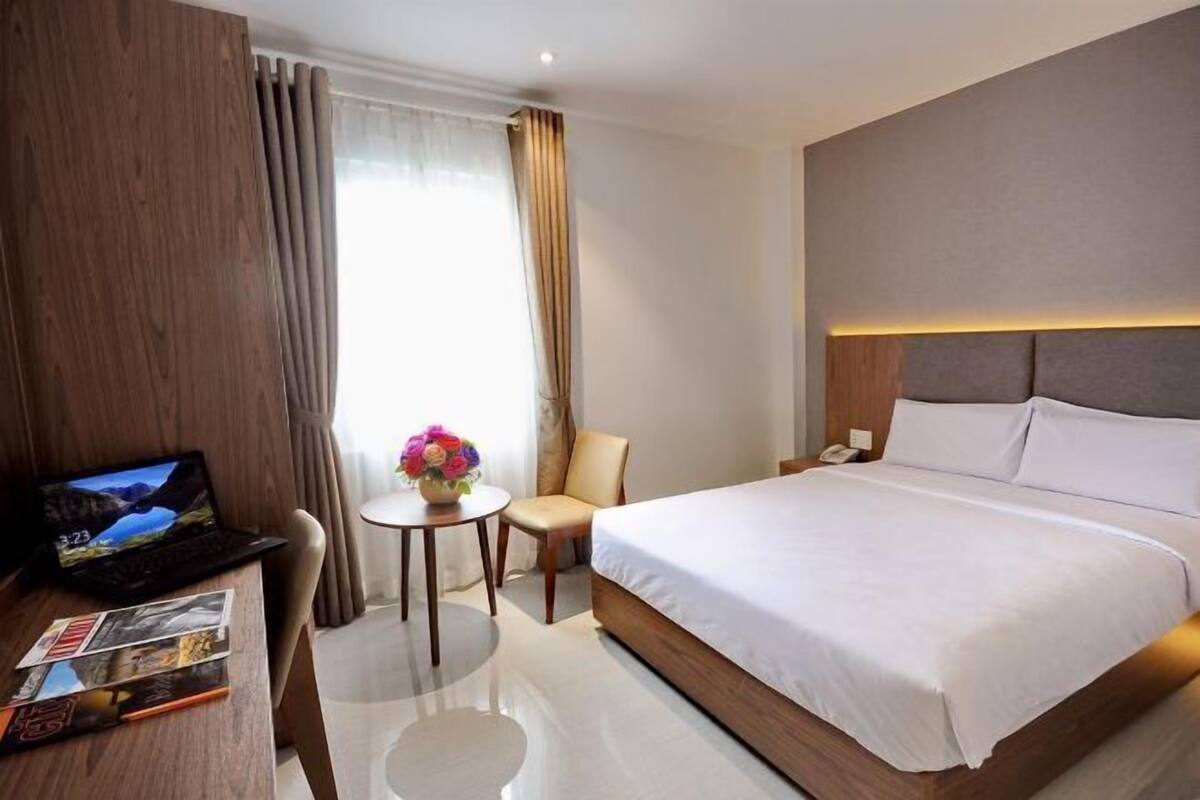 Minibar, in-room safe, desk, blackout curtains