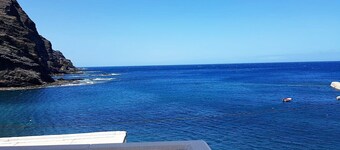 Vv Sunset Oceanfront with A/C and Balcony