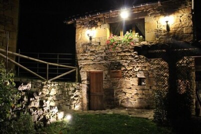 Cabaña en la montaña (alquiler íntegro) para 2/3 personas. Admite animales.