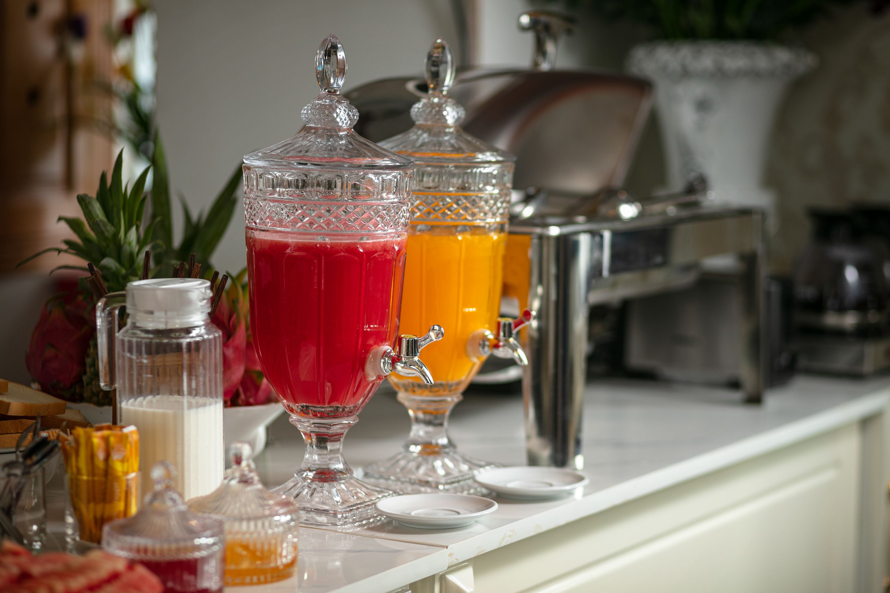 daily cooked-to-order breakfast (vnd 50000 per person)