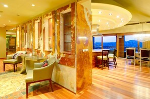 Interior - Exceptional Penthouse in the Castle District - A Haven of Privacy & Comfort (Budapest)