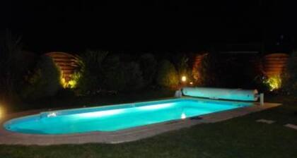 Quality service(performance) for this rent with swimming pool warmed without lived has saw(lived)