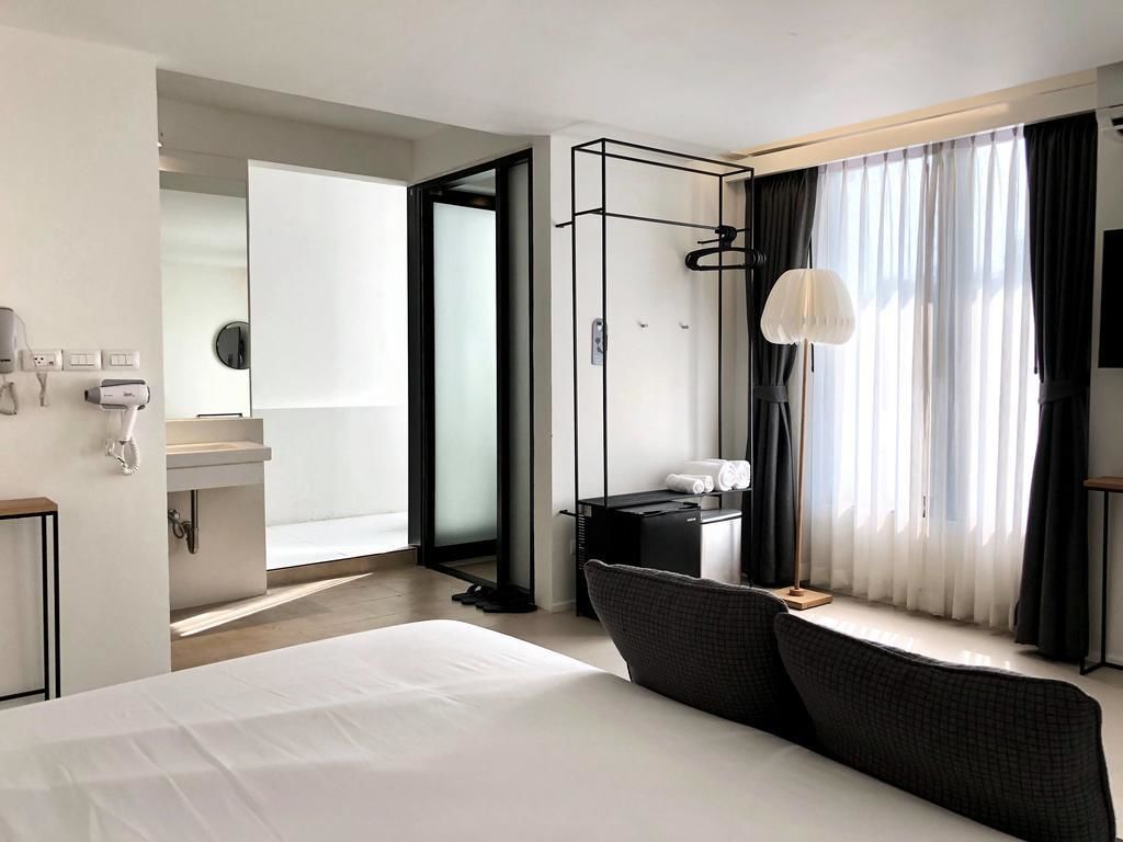 Foto - POR Santitham