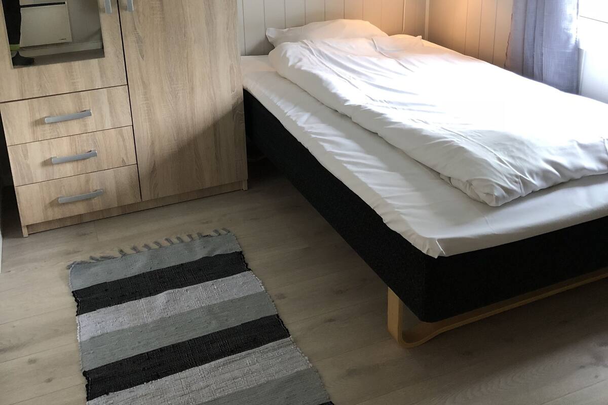 1 chambre, rideaux occultants, lits pliants/supplémentaires