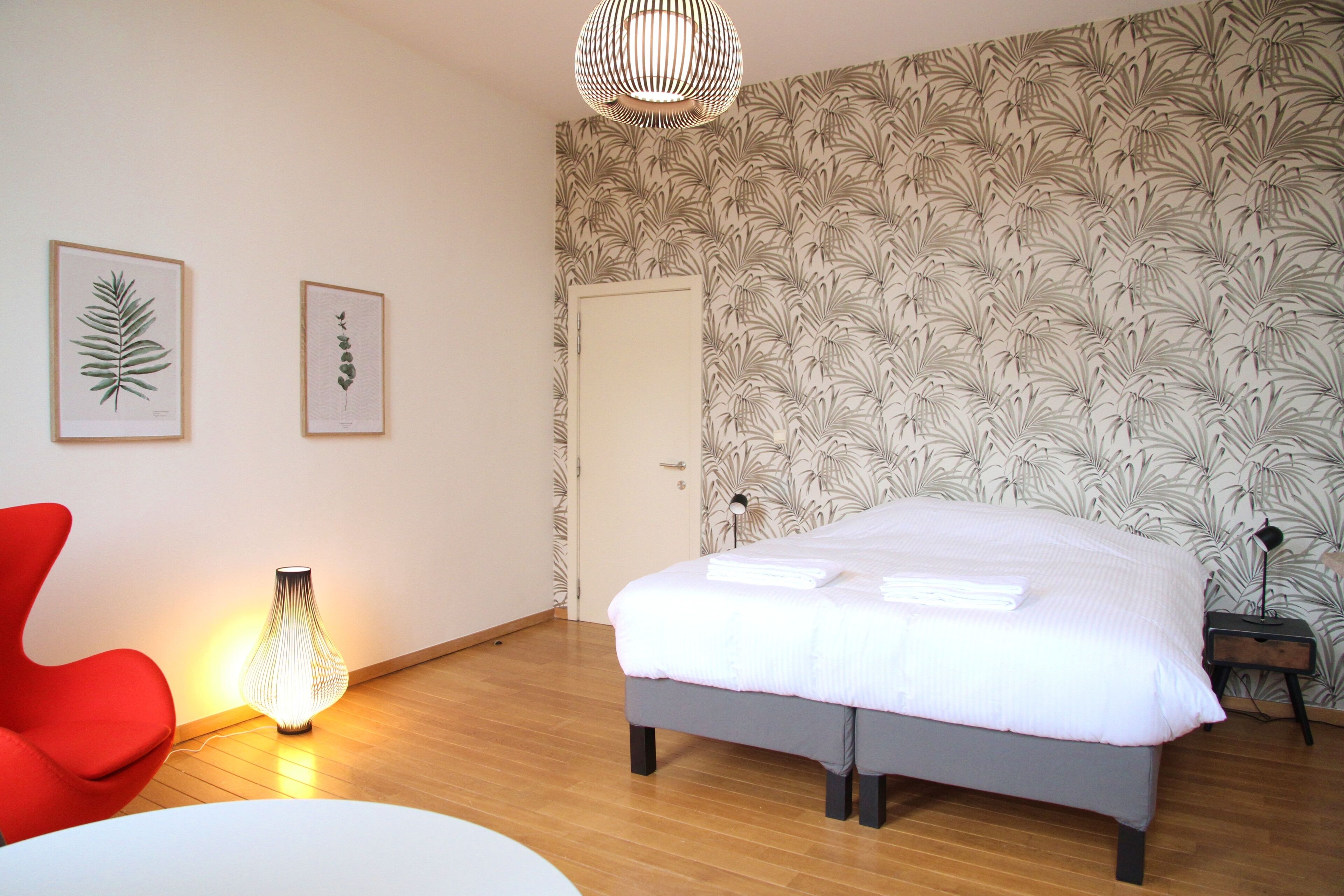 3 soveværelser, skrivebord, strygejern/strygebræt, weekendseng