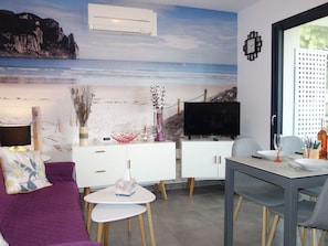 Interior - Beautiful apartment for 4 guests with pool, WIFI, A/C, TV, terrace and pets allowed (Argelers)