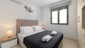 1 camera, materassi in memory foam, con stile personalizzato